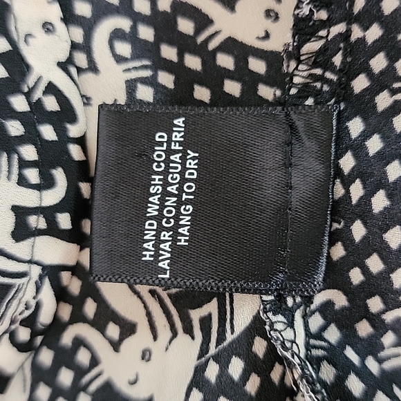 Pixley Women's Black Tan Elephants Roll Tab Top, M - Picture 7 of 7